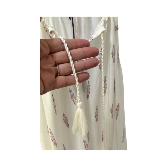 NWT Lascana Camisole Halter White Floral Spaghetti Strap with Tassels! Small! - Picture 6 of 10